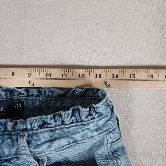 Hollister Mom Shorts W29 9 Ultra High Rise Paperbag Waist Button Fly Blue Denim - Picture 4 of 15